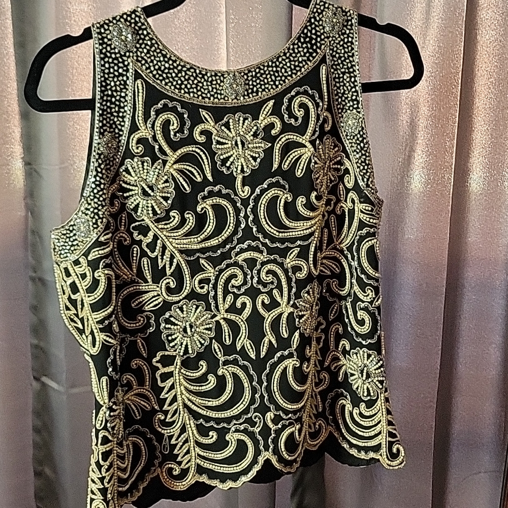 JKARA EMBELLISH Top black &gold LG